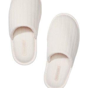 Victoria Secret Slipper size Medium NWT